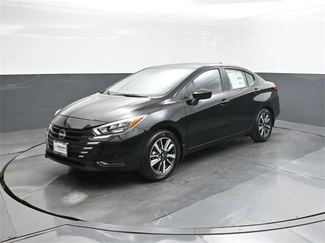 Used 2025 Nissan Versa SV w/ Trunk Package image 1