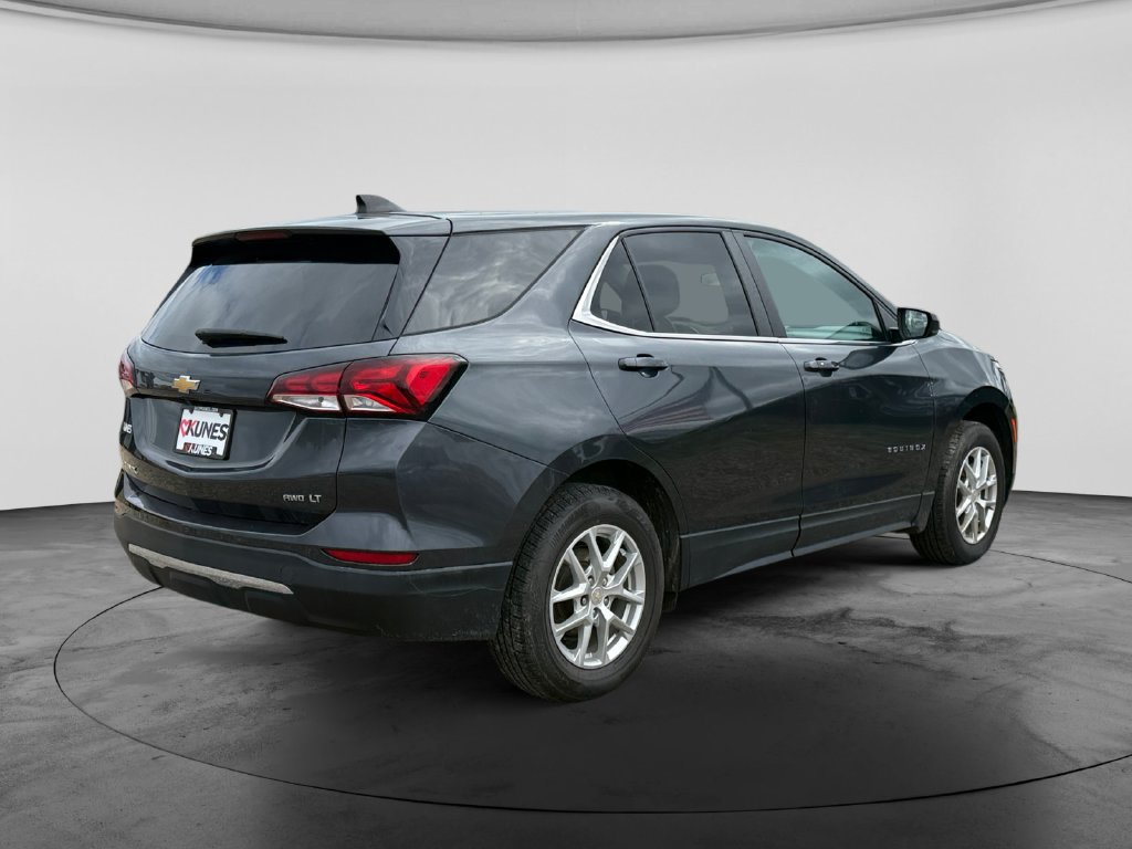 Used 2023 Chevrolet Equinox LT AWD/4WD image 10