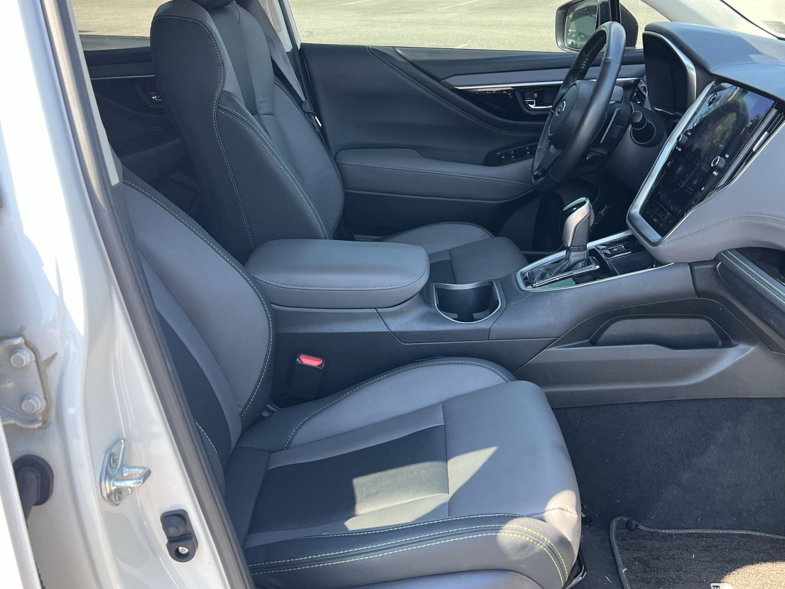 Used 2024 Subaru Outback Onyx Edition AWD/4WD image 40