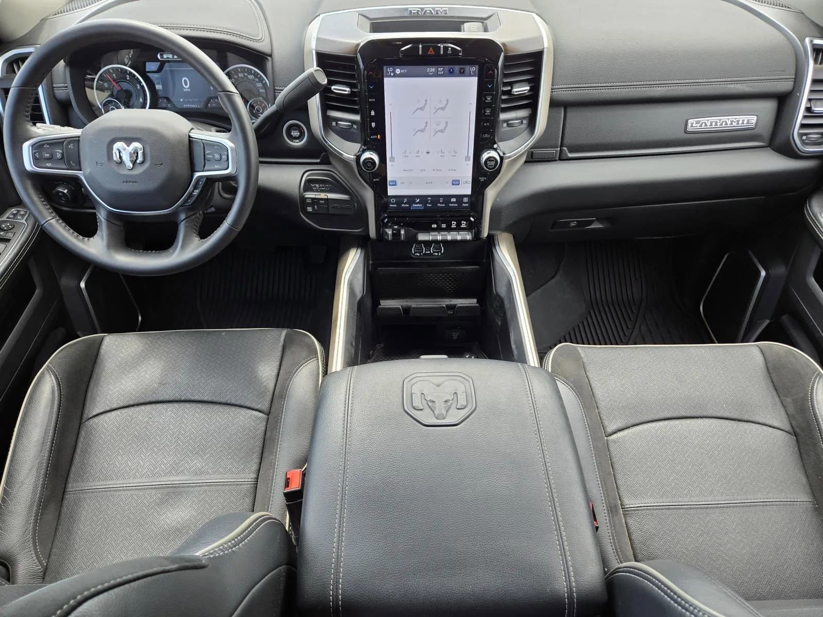 Used 2024 RAM 3500 Laramie w/ Towing Technology Group image 10