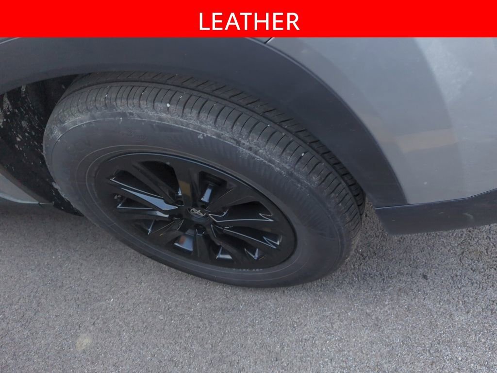 Used 2026 Toyota Grand Highlander XLE image 5