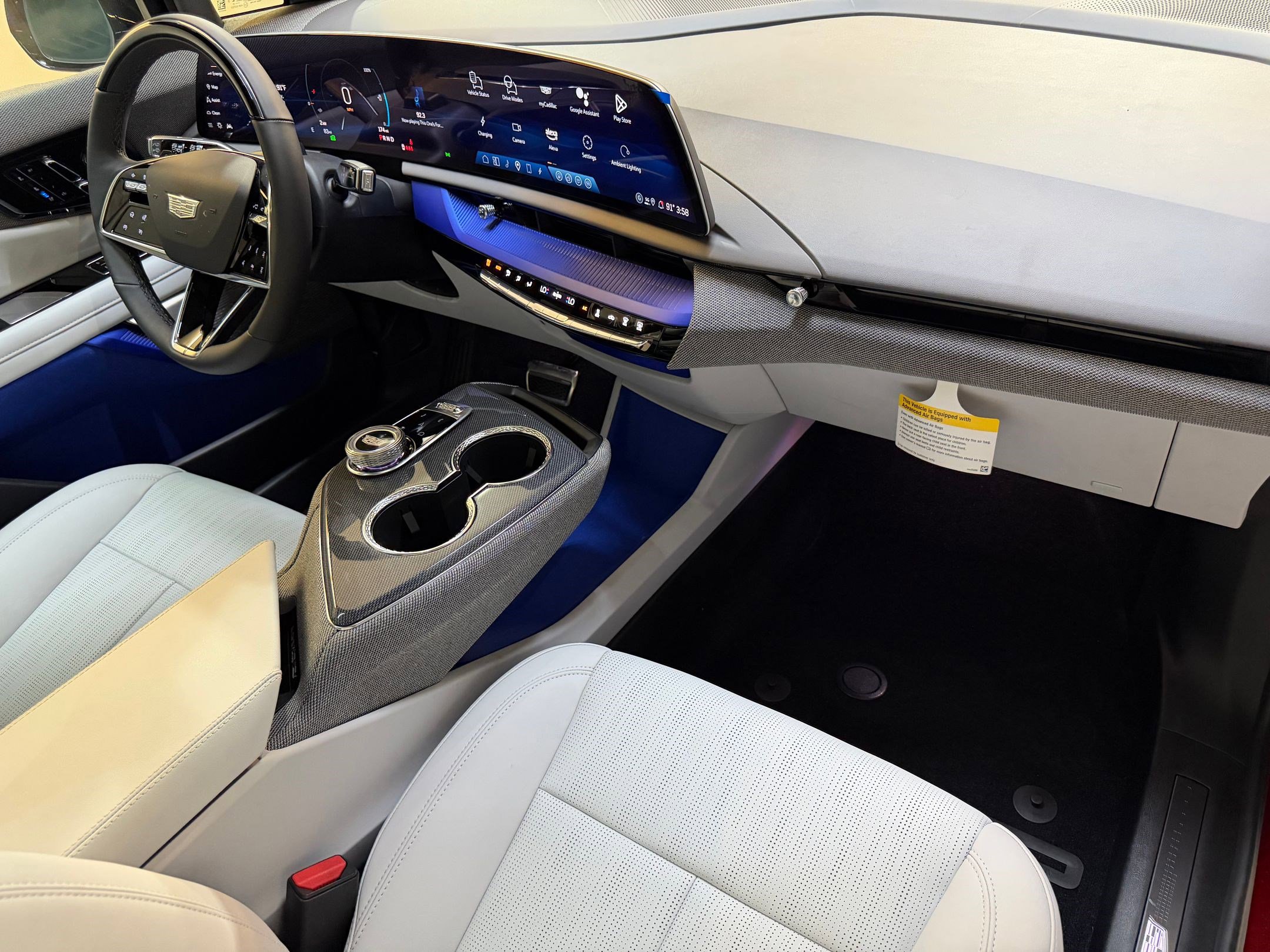 New 2025 Cadillac Optiq Sport 2 w/ LPO, Floor Liner Package image 50