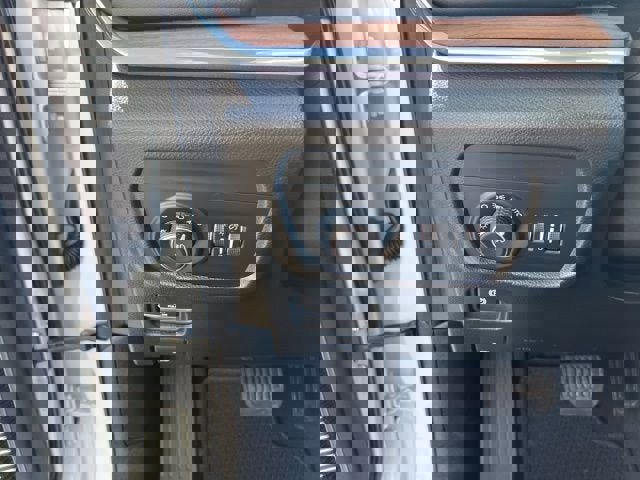 Used 2023 Jeep Grand Cherokee L Summit w/ Rear Seat Video Group I image 17