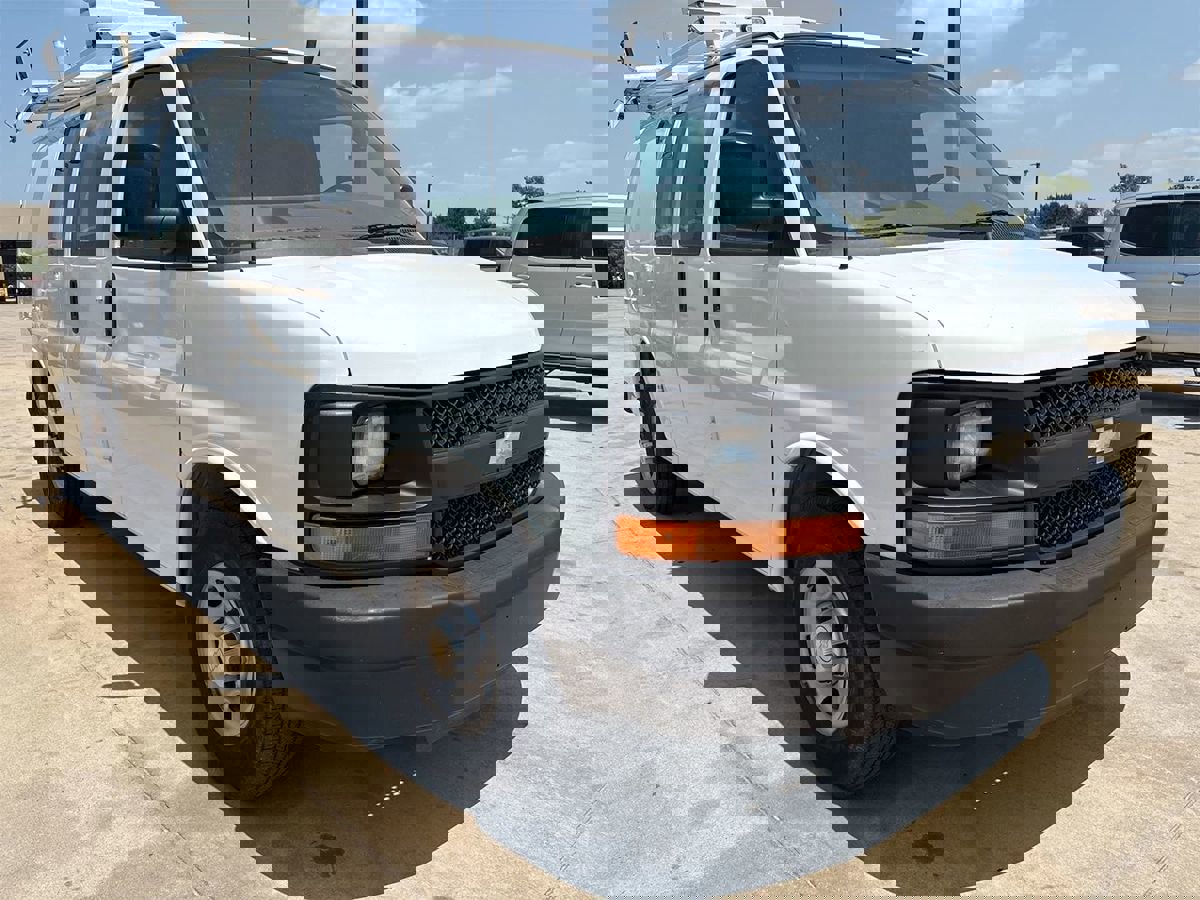 Used 2012 Chevrolet Express 2500 w/ Cold Climate Package image 5