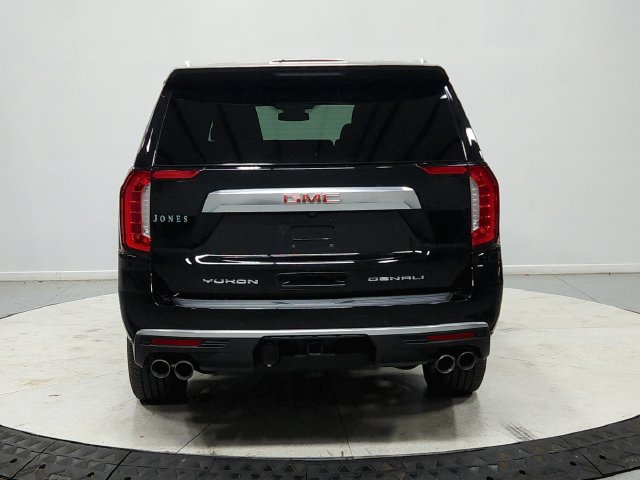 Used 2023 GMC Yukon XL Denali AWD/4WD image 7