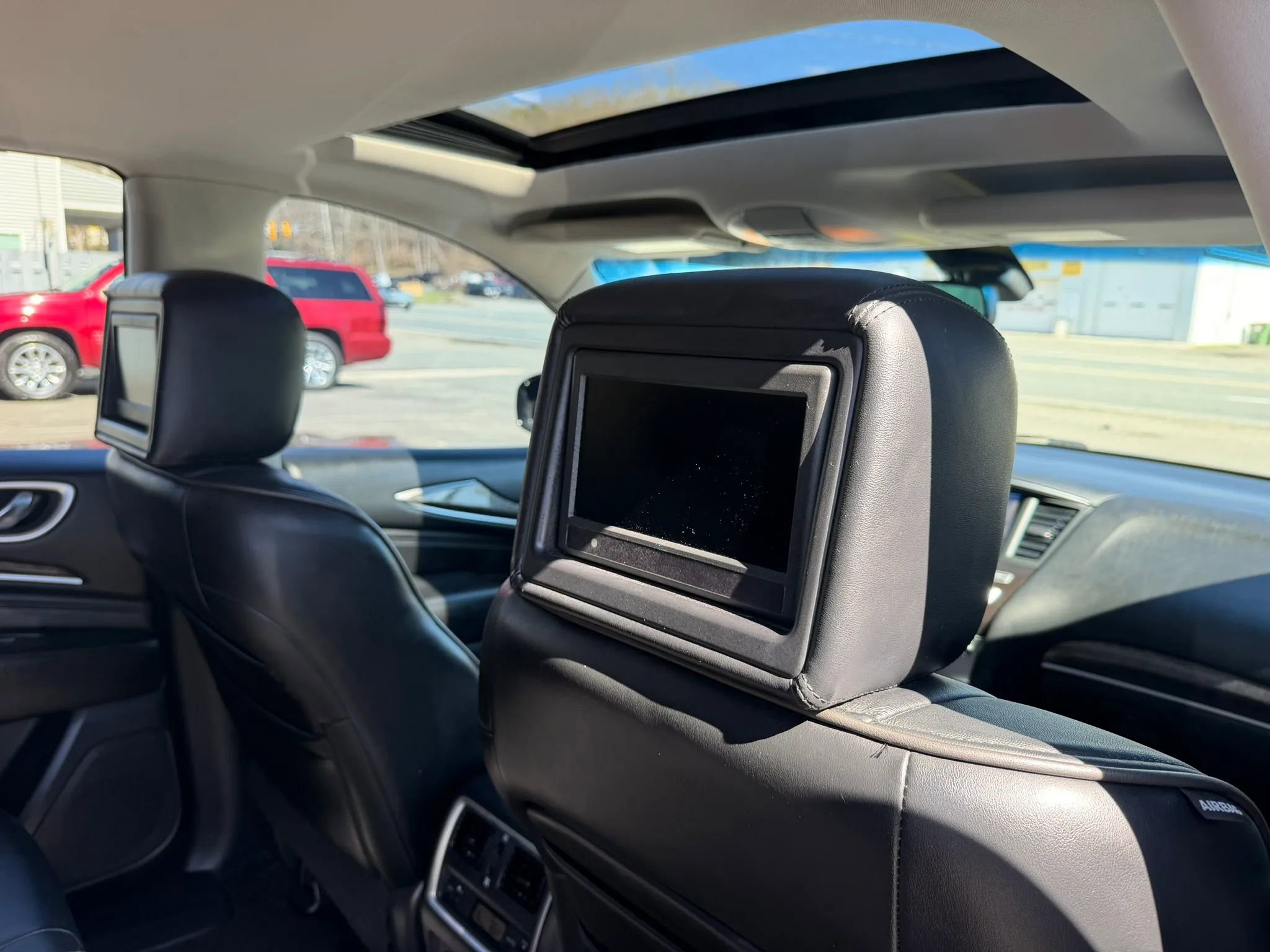 Used 2014 INFINITI QX60 AWD w/ Premium Plus Package image 20