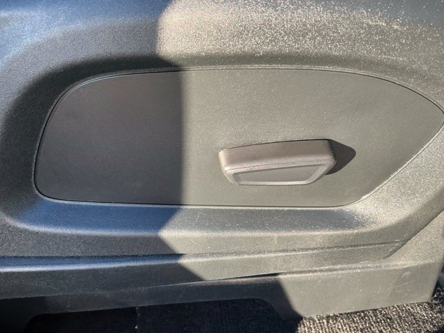 Used 2022 Ford Explorer XLT AWD/4WD image 30