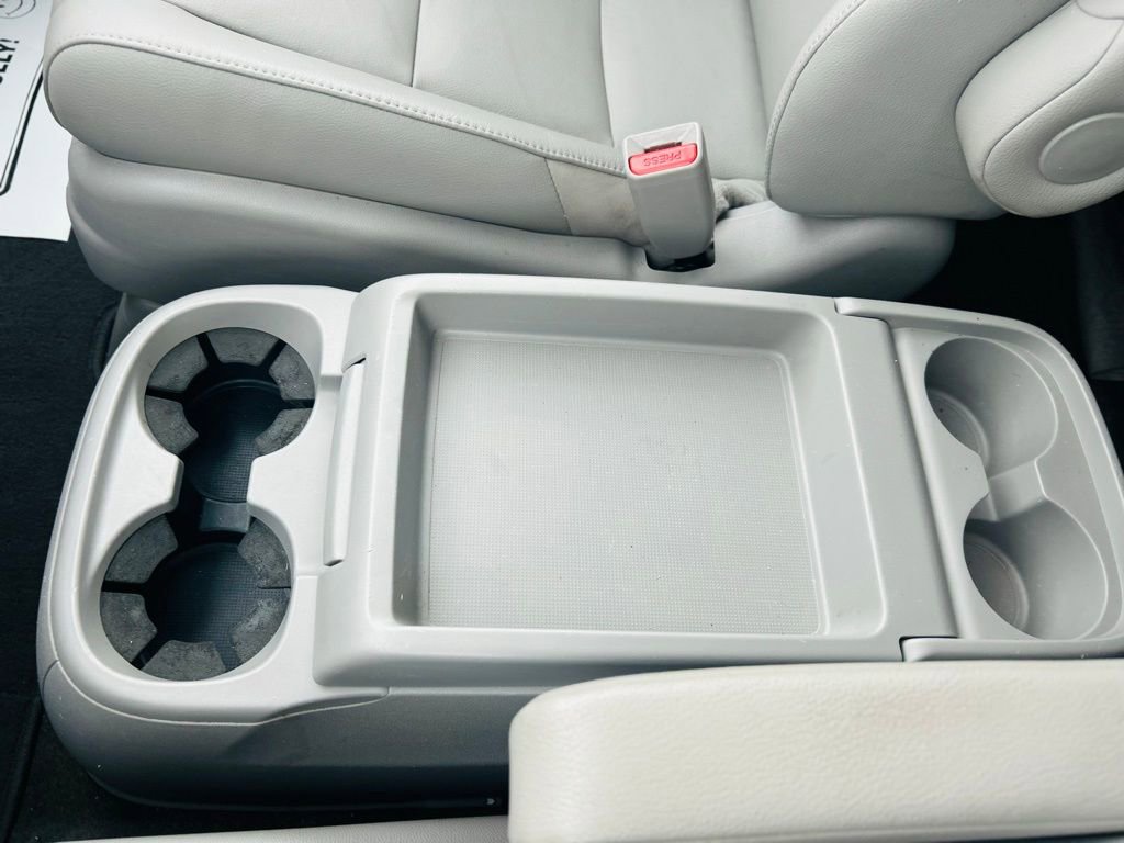 Used 2015 Honda Odyssey EX-L image 42