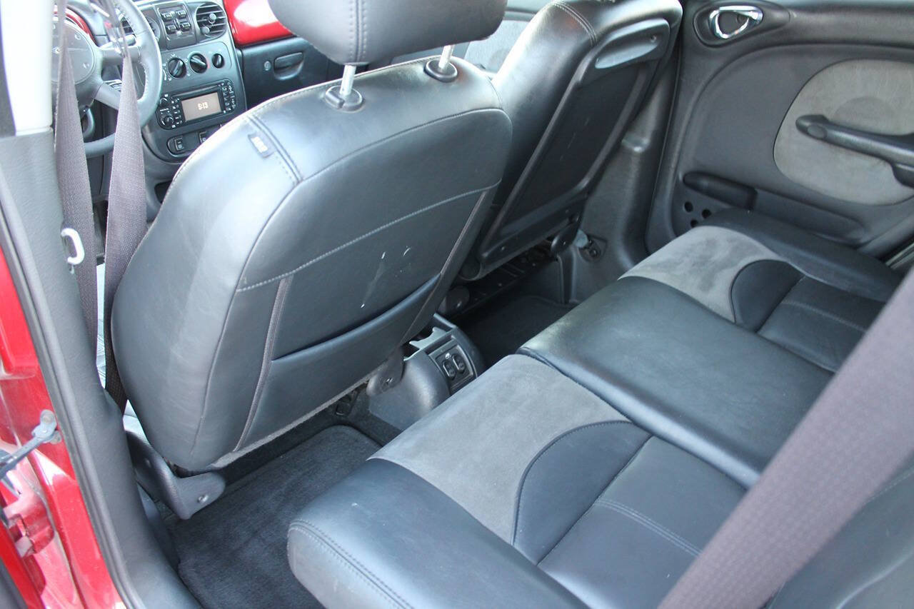 Used 2004 Chrysler PT Cruiser Limited FWD image 25
