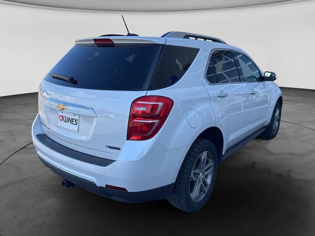 Used 2017 Chevrolet Equinox Premier w/ Enhanced Convenience Package AWD/4WD image 3