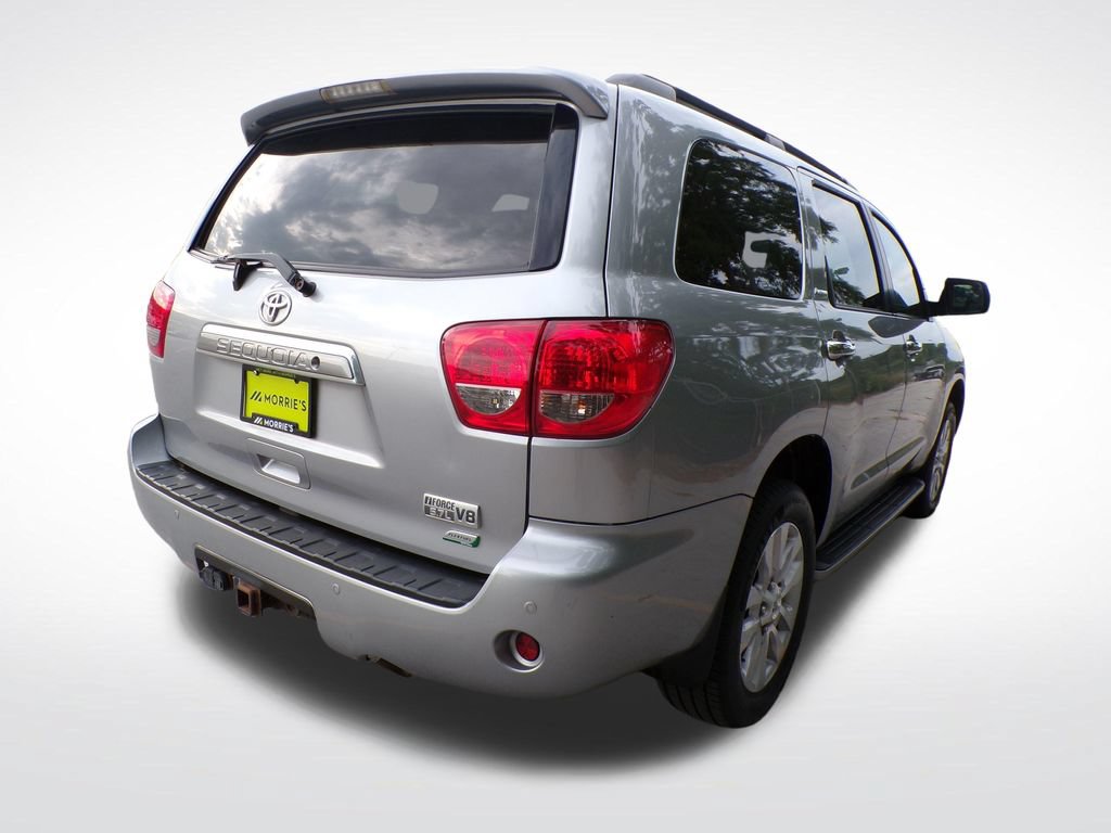 Used 2015 Toyota Sequoia Platinum AWD/4WD image 6