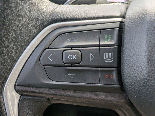 Certified 2022 Jeep Grand Cherokee Limited w/ Luxury Tech Group II RWD image 27