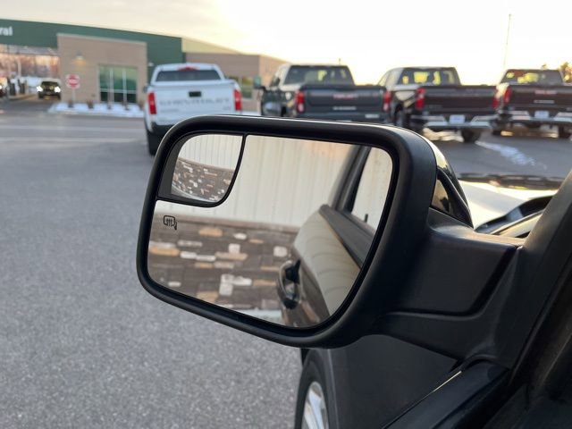 Used 2016 Ford Explorer XLT w/ Equipment Group 202A FWD image 32