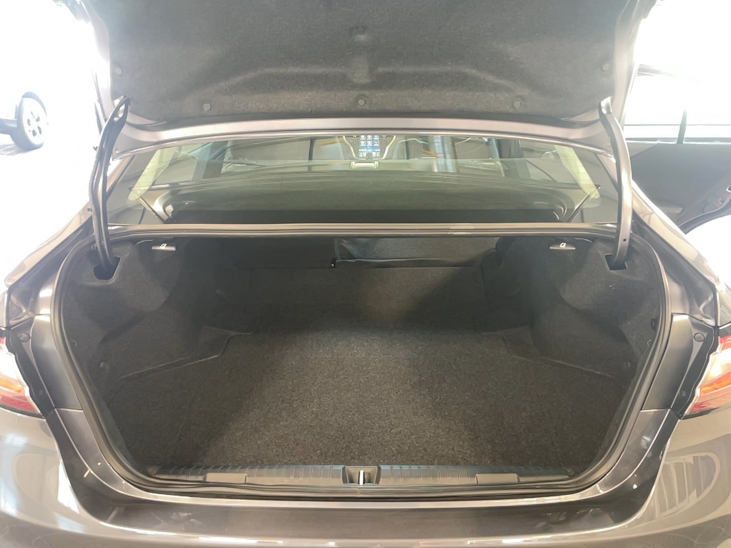 Used 2025 Subaru Legacy Premium AWD/4WD image 24