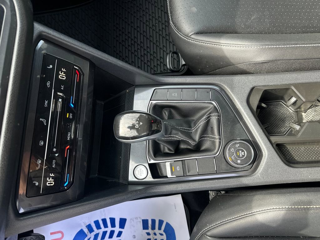 Certified 2023 Volkswagen Tiguan SE AWD/4WD image 12