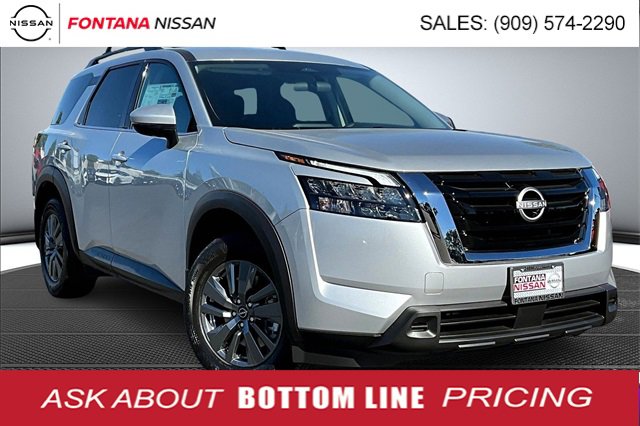 New 2025 Nissan Pathfinder SV