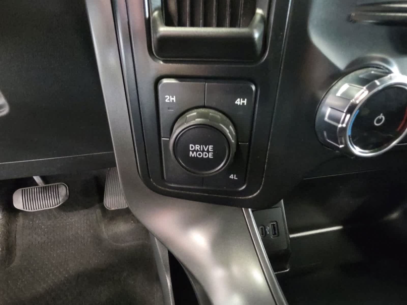 Used 2024 Ford F150 XLT w/ Bed Utility Package AWD/4WD image 24