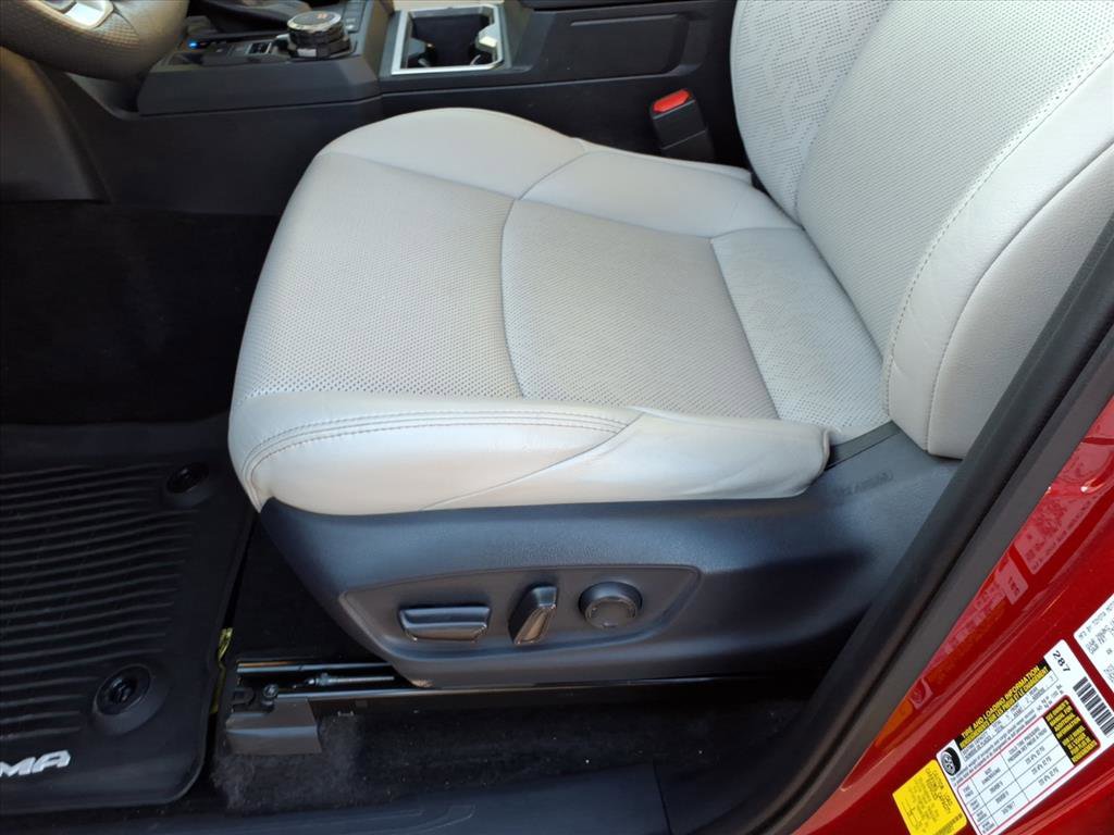 Used 2024 Toyota Tacoma Limited w/ Limited Package (LT) image 24