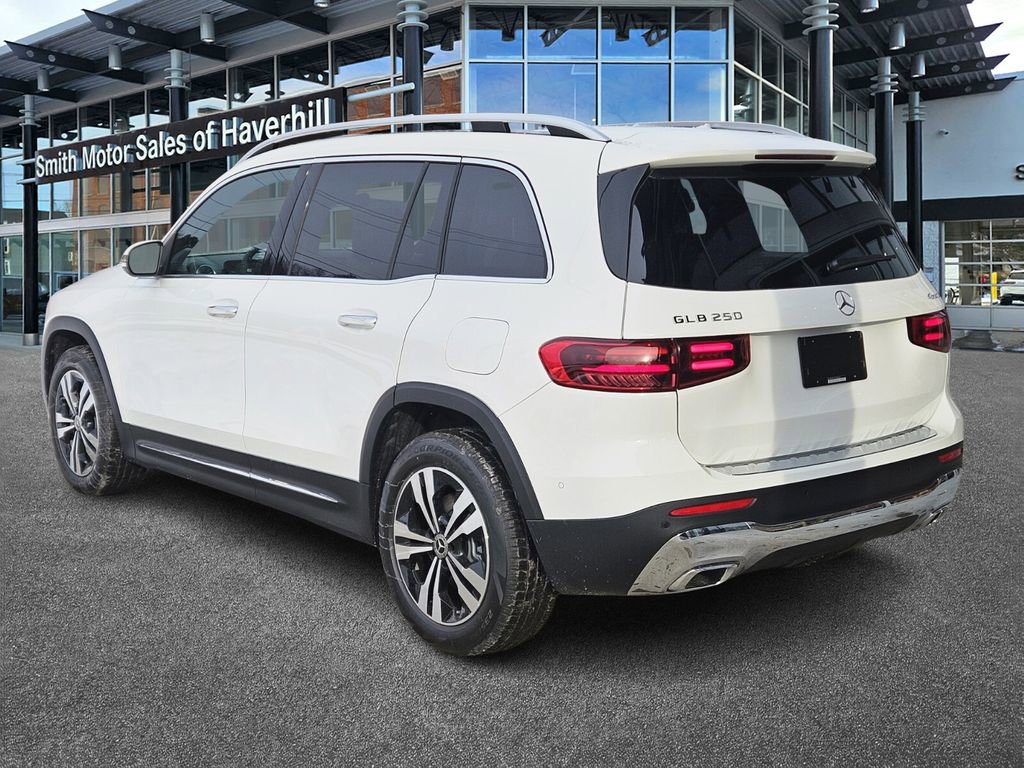 New 2026 Mercedes-Benz GLB 250 4MATIC image 3