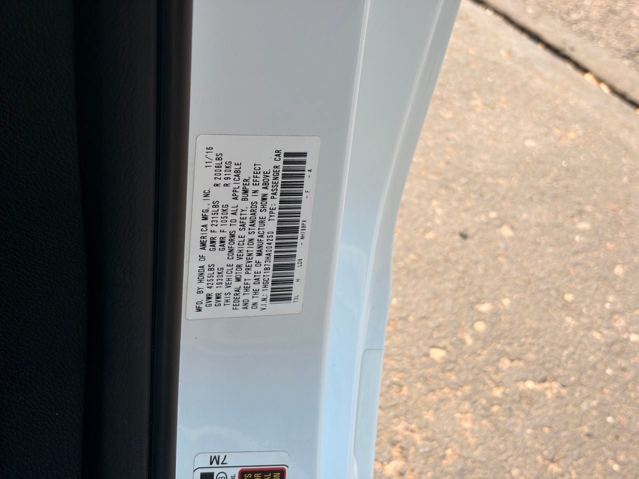Used 2017 Honda Accord EX image 30
