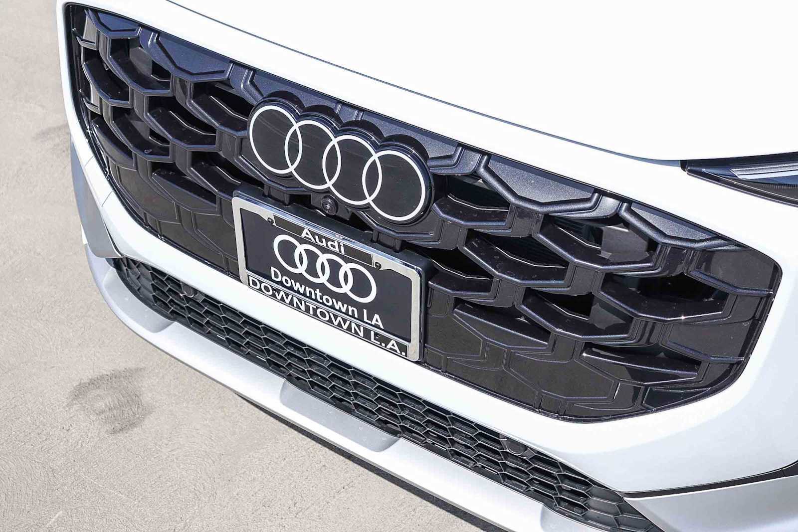 New 2026 Audi Q3 quattro 2.0T image 8