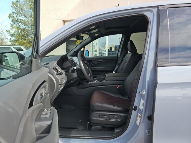 New 2026 Honda Ridgeline Black Edition image 10