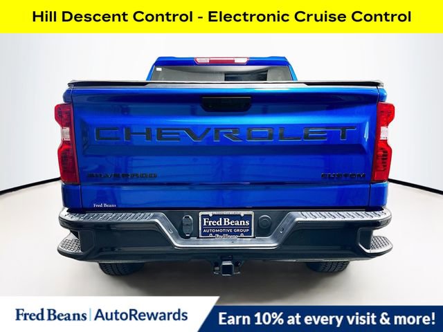 Certified 2023 Chevrolet Silverado 1500 Custom Trail Boss w/ LPO, Dark Essentials Package AWD/4WD image 6