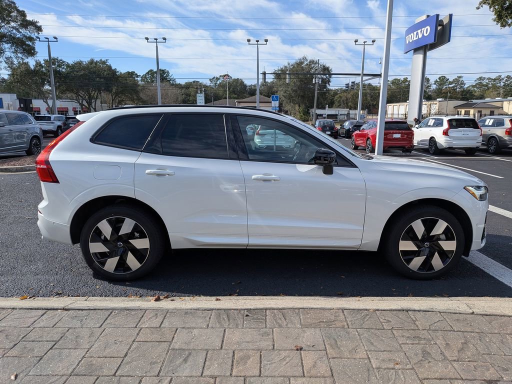 New 2024 Volvo XC60 T8 Plus w/ Protection Package Premier image 13