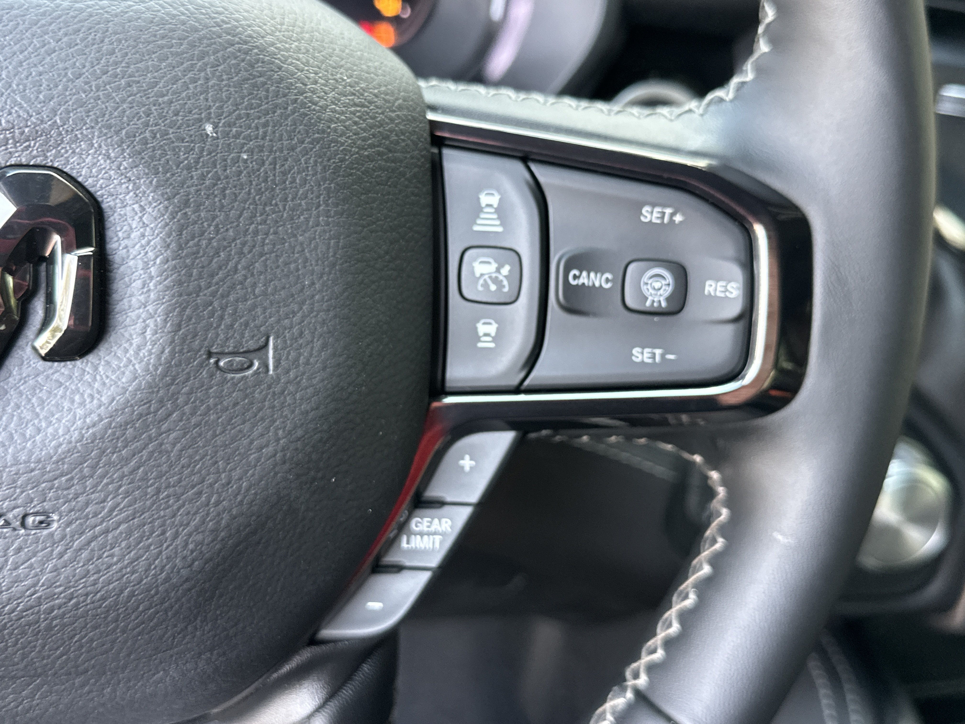 New 2027 RAM 1500 Limited AWD/4WD image 11