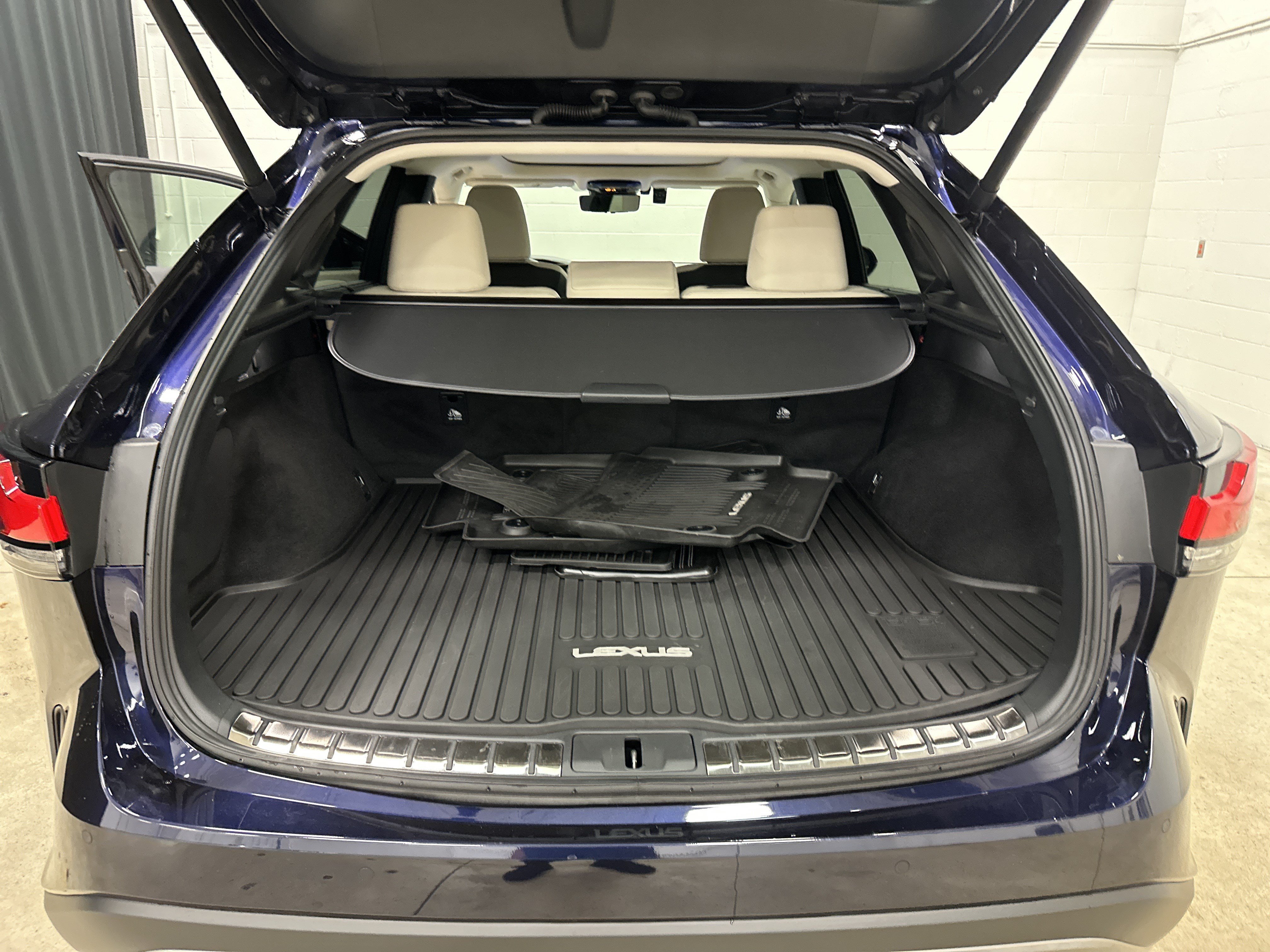 Certified 2025 Lexus RX 350 AWD w/ Luxury Package w/ Convenience Package image 32