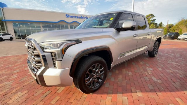 Used 2026 Toyota Tundra Platinum AWD/4WD image 5