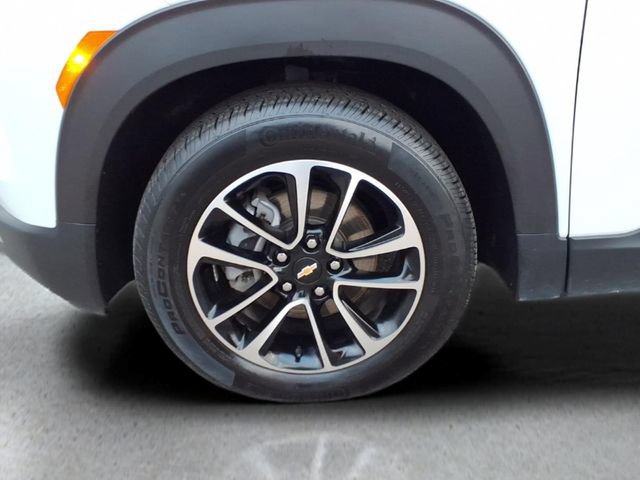 Used 2024 Chevrolet TrailBlazer LT w/ Convenience Package FWD image 10