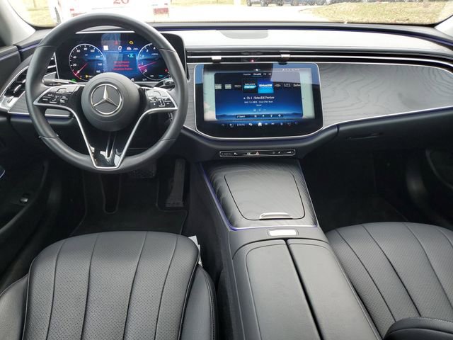 Used 2024 Mercedes-Benz E 350 4MATIC Sedan w/ Driver Assistance Package image 28