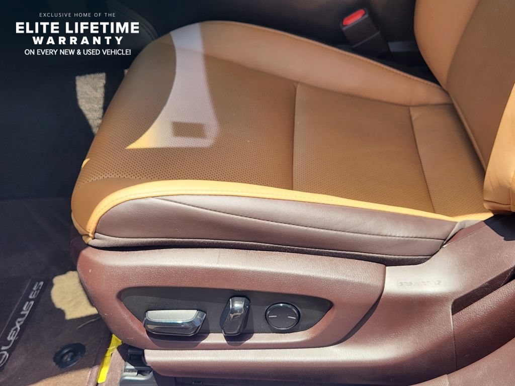 Used 2020 Lexus ES 300h w/ Premium Package FWD image 23