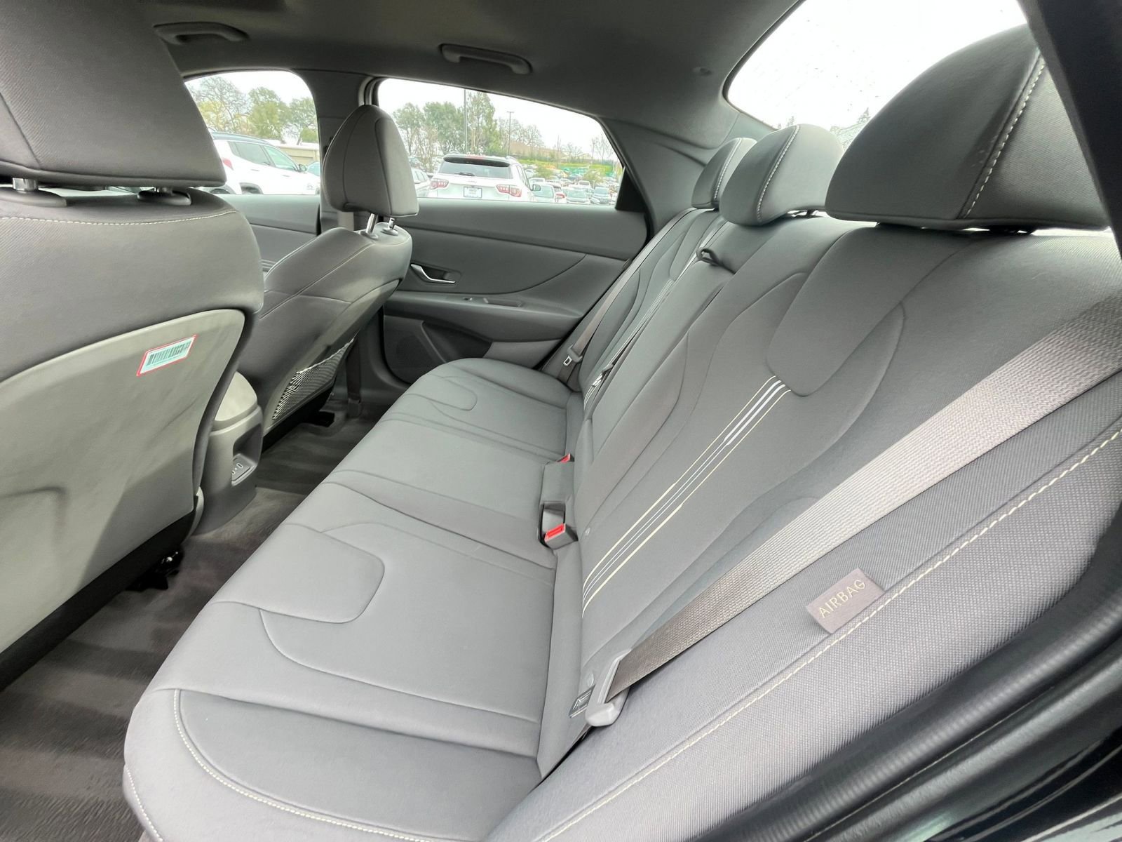 Used 2025 Hyundai Elantra SEL image 23