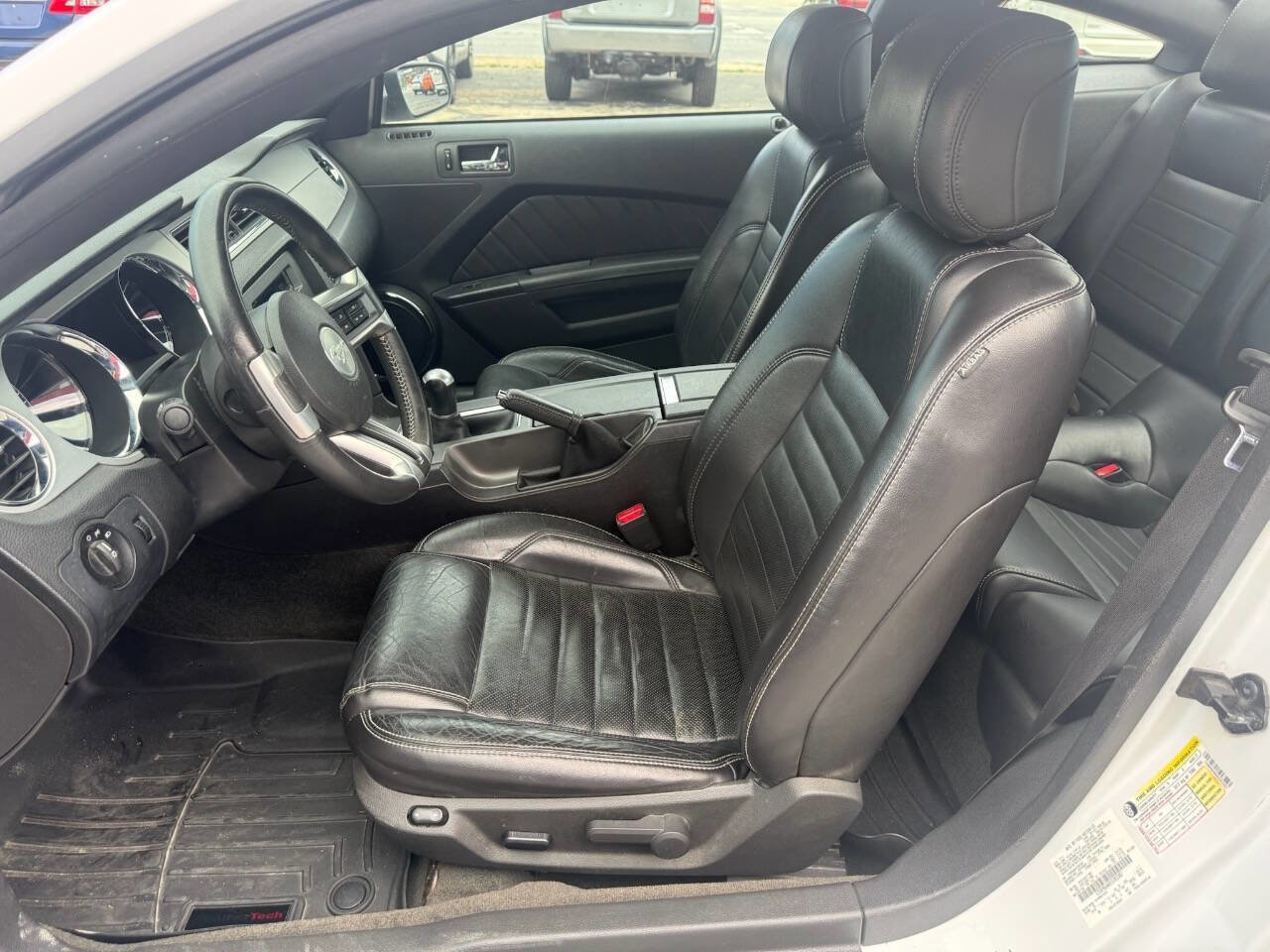 Used 2014 Ford Mustang Premium w/ Equipment Group 201A image 4