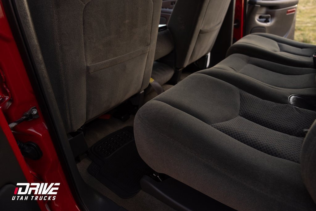 Used 2004 Chevrolet Silverado 2500 LS w/ Skid Plate Package image 17