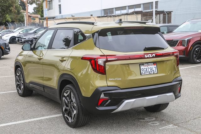 Certified 2024 Kia Seltos SX w/ SX Sunroof Package AWD/4WD image 8