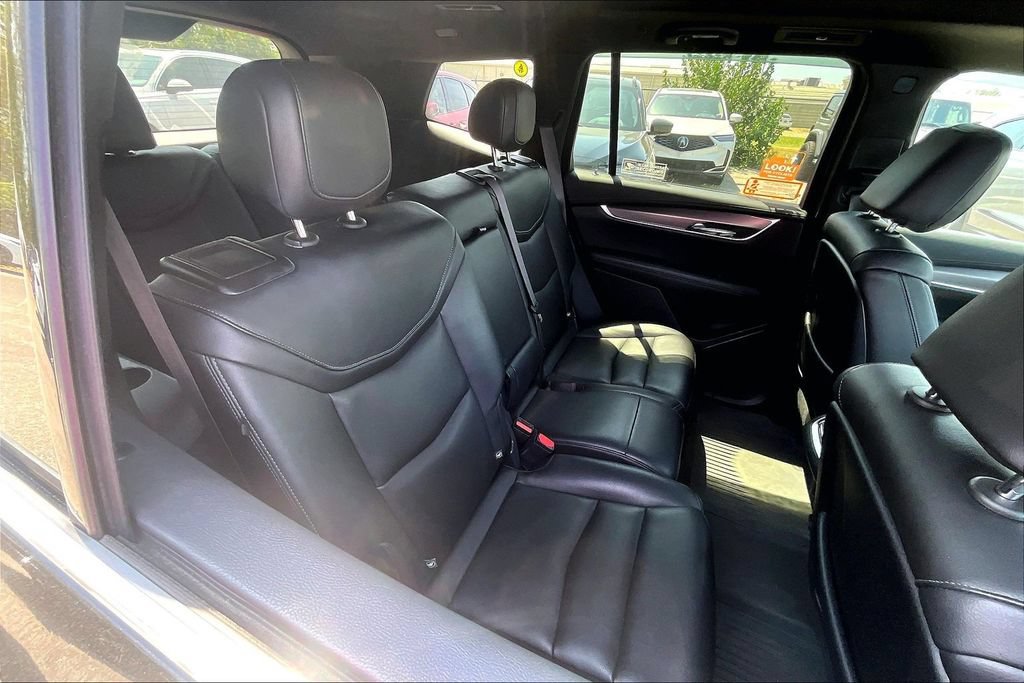 Used 2023 Cadillac XT6 Luxury FWD image 36