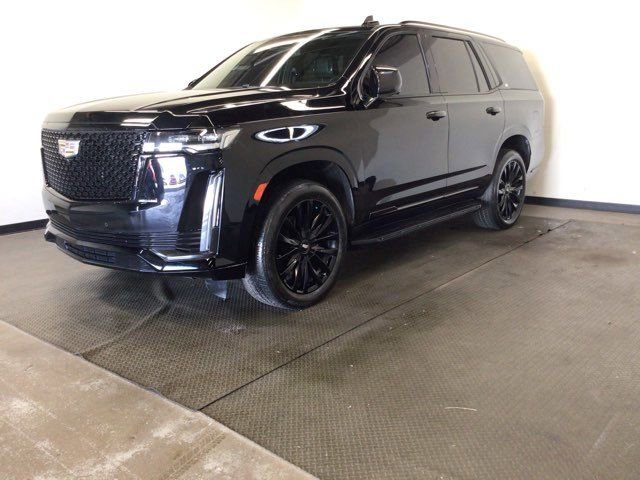 Used 2021 Cadillac Escalade Luxury AWD/4WD image 3