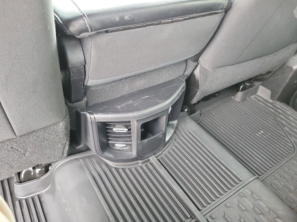 Used 2024 RAM 3500 Tradesman w/ Chrome Appearance Group image 13