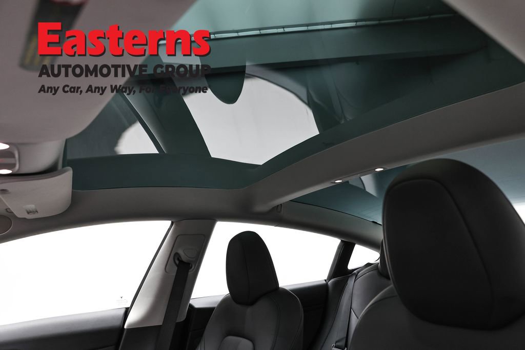 Used 2023 Tesla Model 3 Standard Range image 29