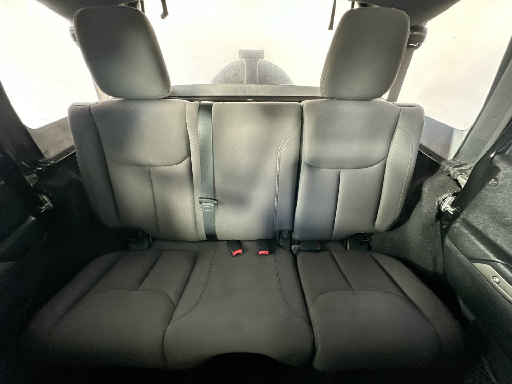 Used 2017 Jeep Wrangler Unlimited Sport w/ Connectivity Group AWD/4WD image 13
