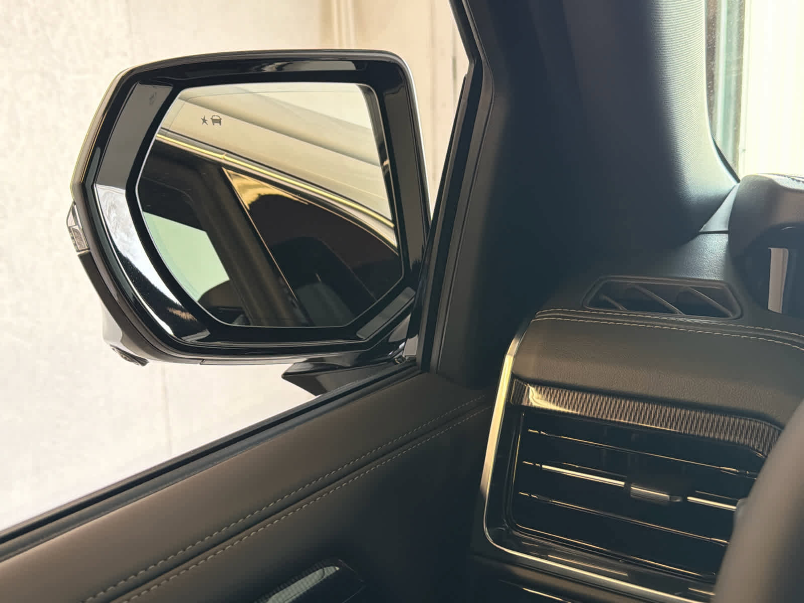 New 2026 GMC Yukon XL Elevation w/ LPO, Floor Liner Package image 58