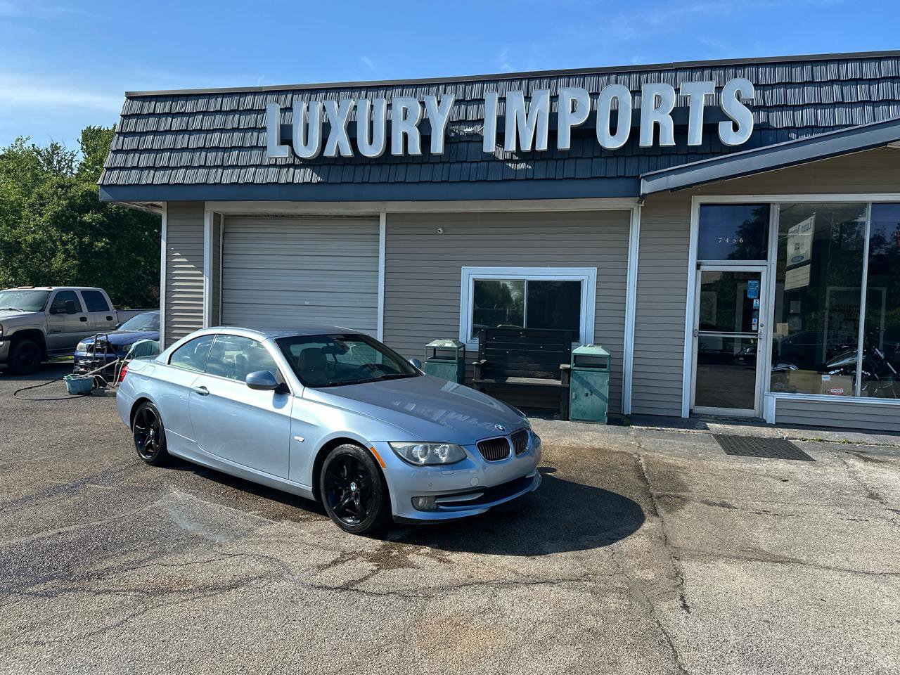Used 2013 BMW 335i Convertible w/ Premium Pkg RWD image 9