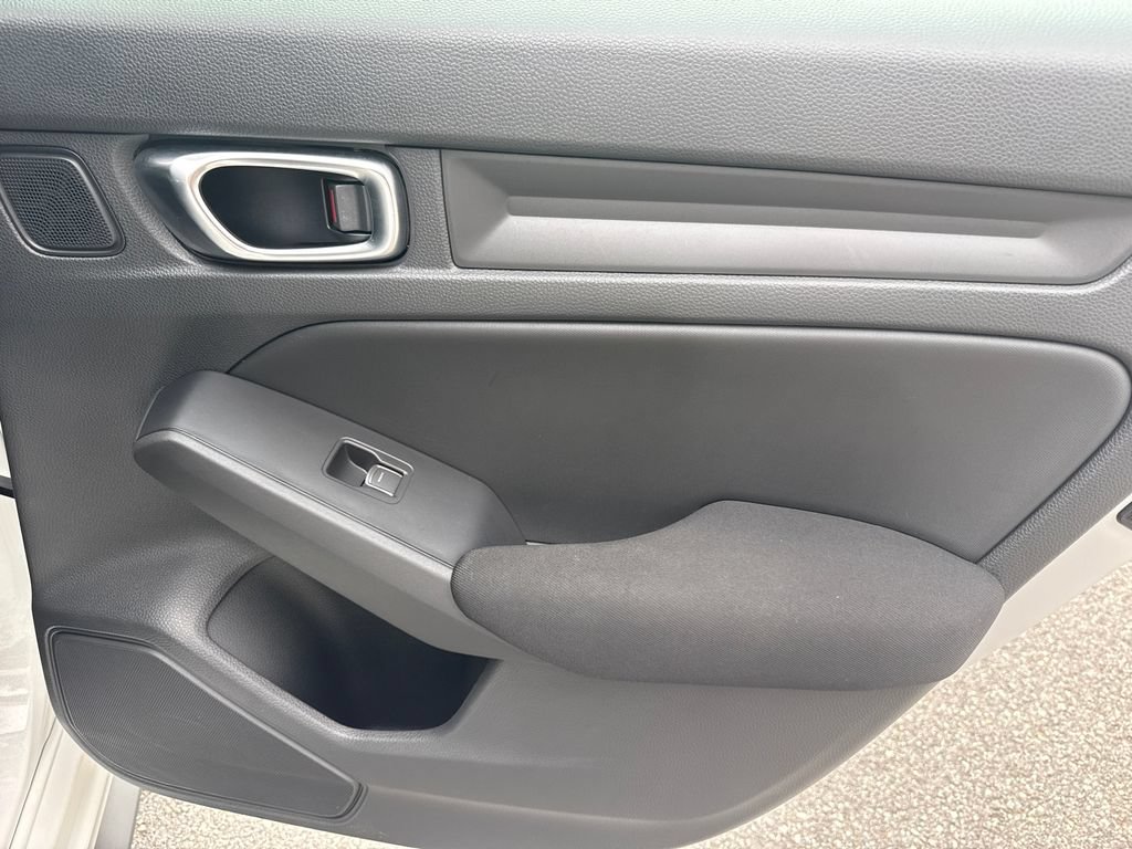 Used 2025 Honda Civic Sport image 16