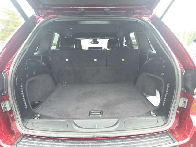 Used 2020 Jeep Grand Cherokee Altitude image 24