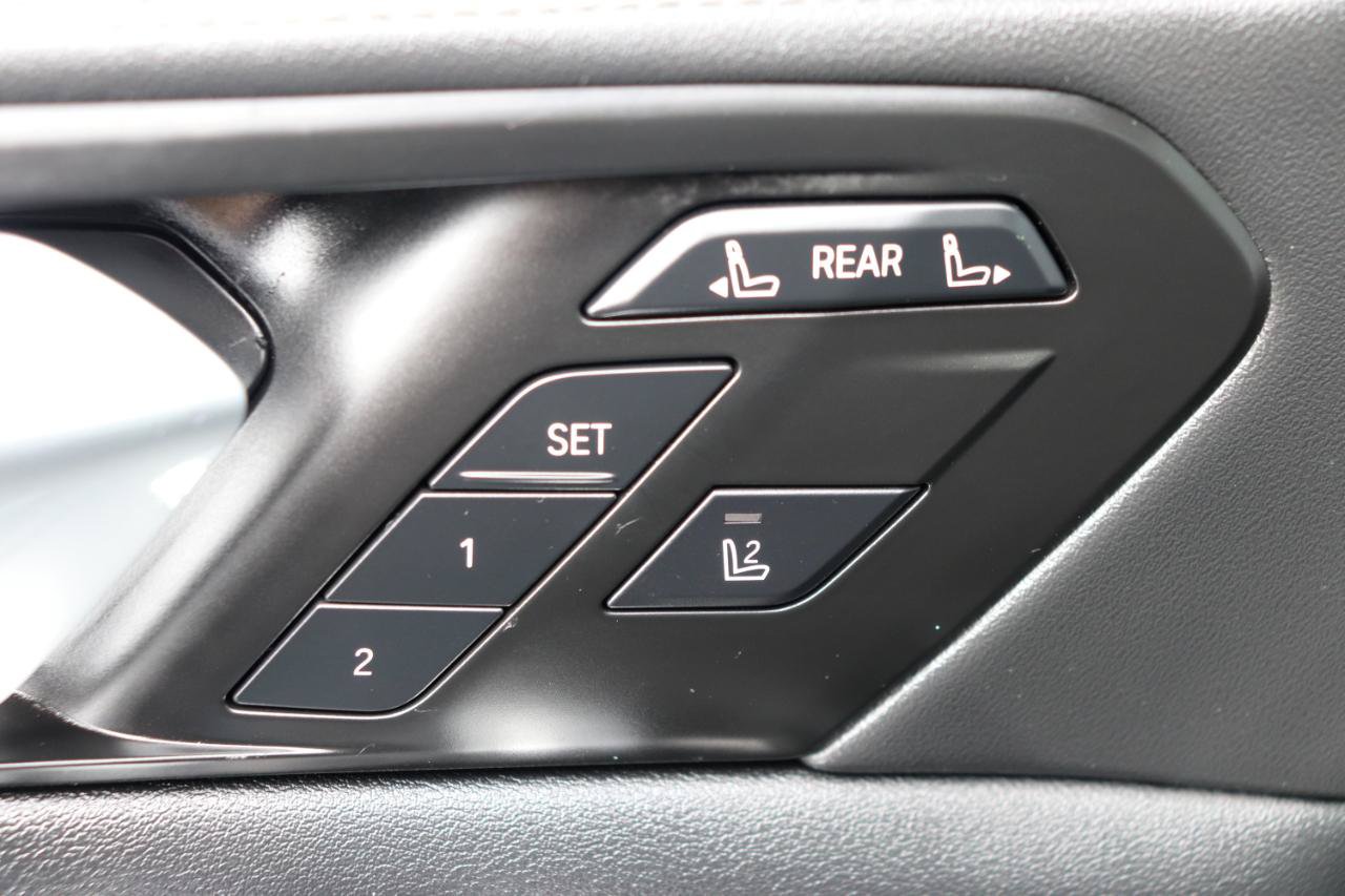 Used 2025 BMW X7 xDrive40i AWD/4WD image 69