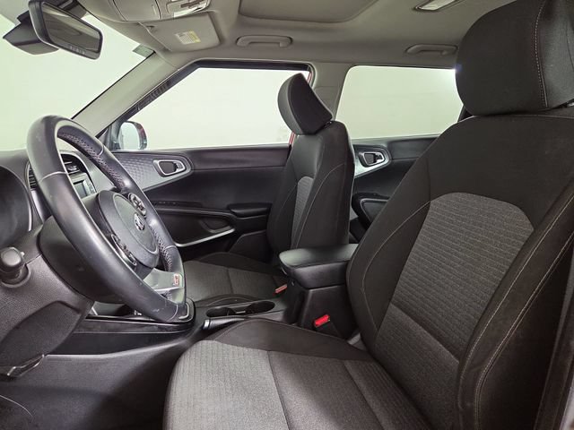 Certified 2021 Kia Soul GT-Line FWD image 12