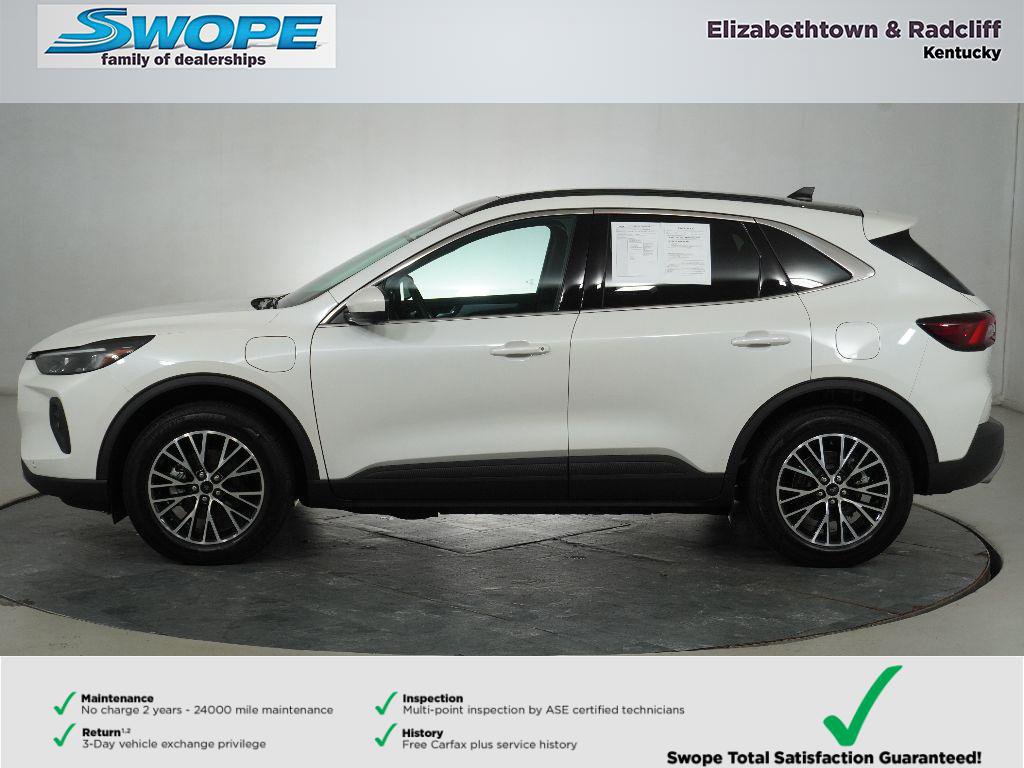 Used 2025 Ford Escape PHEV w/ PHEV Premium Package image 9